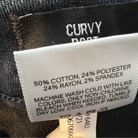 NWOT Express Womens Curvy Bootcut Mid Rise Jeans Plus Sz 18 Stretch Dark Wash - Picture 12 of 12